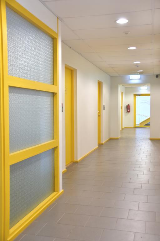 Saare Automatic Hostel Пярну Екстериор снимка