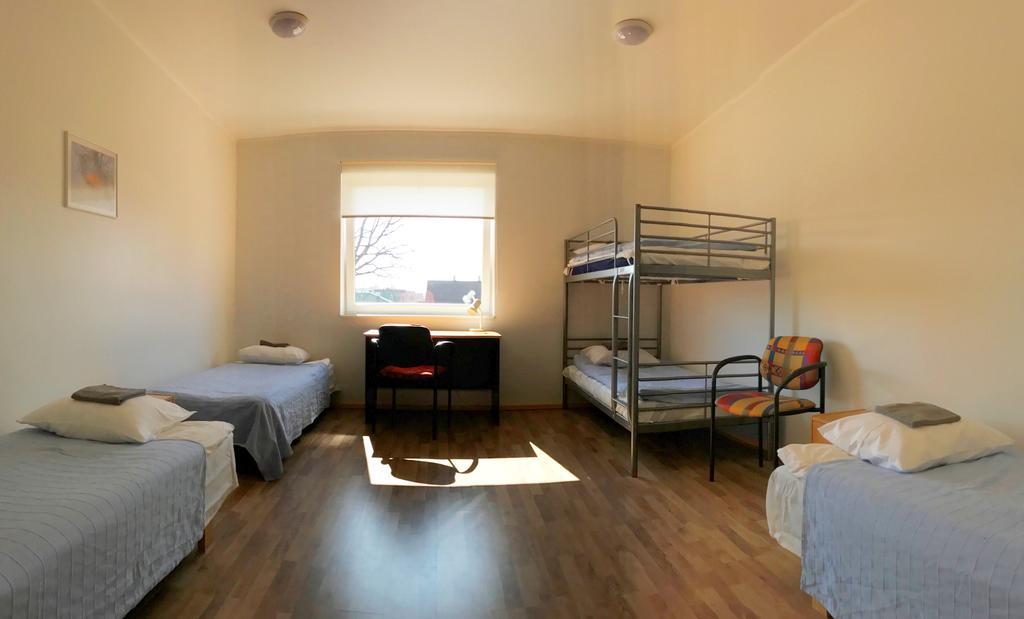 Saare Automatic Hostel Пярну Екстериор снимка