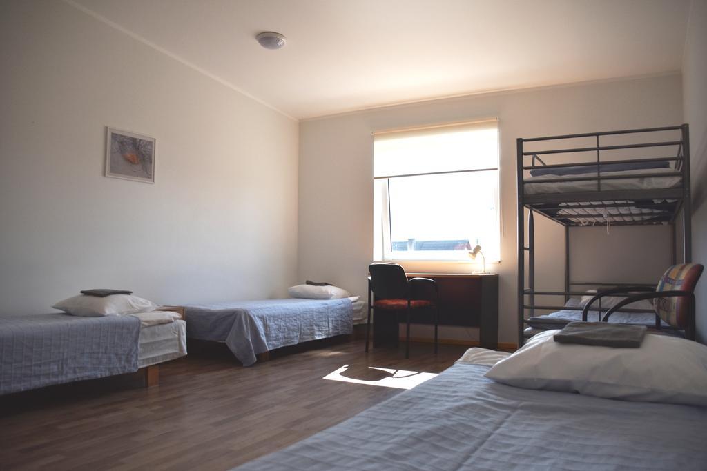Saare Automatic Hostel Пярну Екстериор снимка